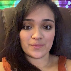 Meet your Posher, Ariana